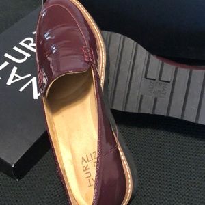 Naturalizer oxblood patent leather loafers